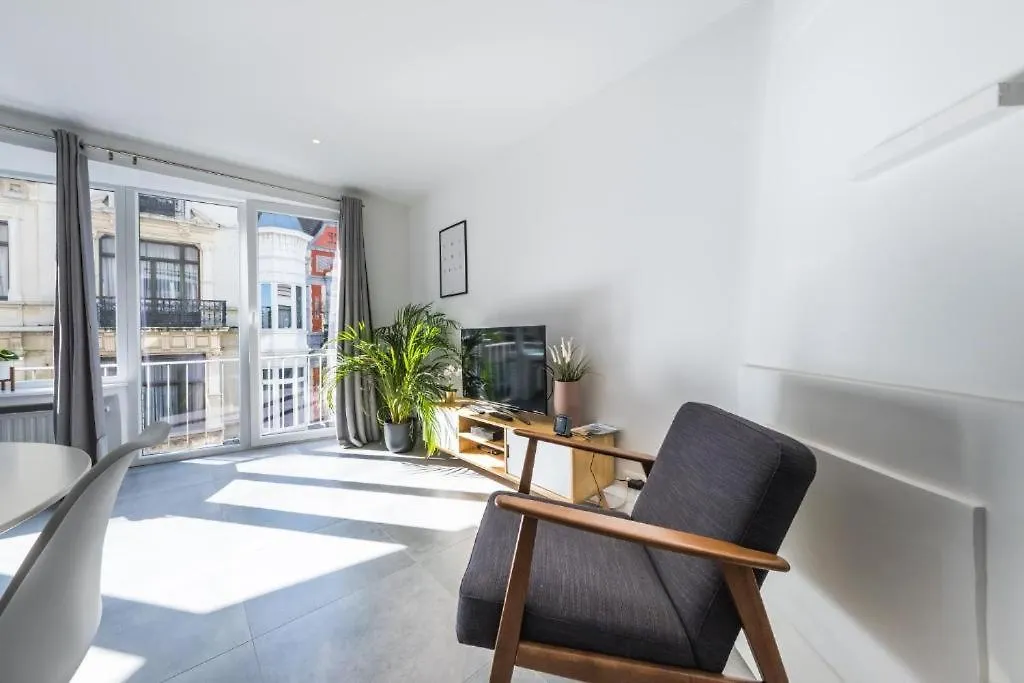 Luxury Apartment With Free Parking Ostende