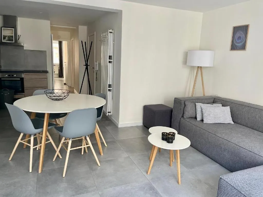 Luxury Apartment With Free Parking Ostend